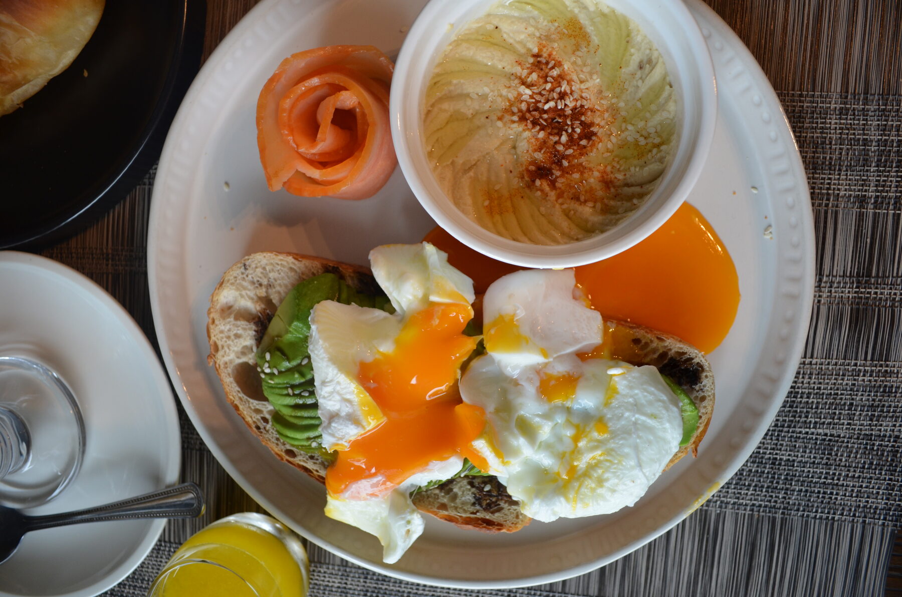 Pochito: brunch con huevos pochados